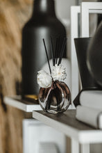 Load image into Gallery viewer, Floral Bouquet Diffuser